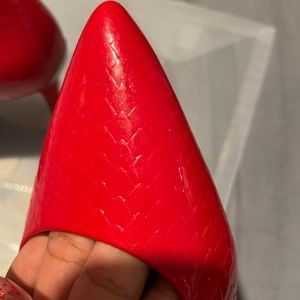 Calvin Klein Red heels 3inches